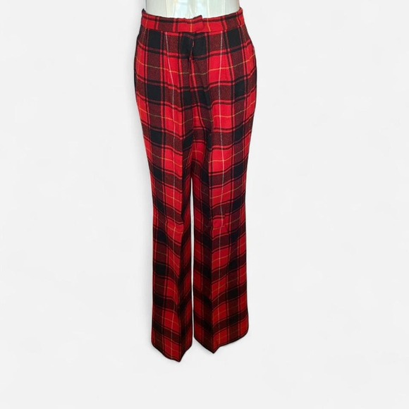 Pendleton Pants - 1970s vintage red and black plaid wool Pendleton trousers #plaid size 12'